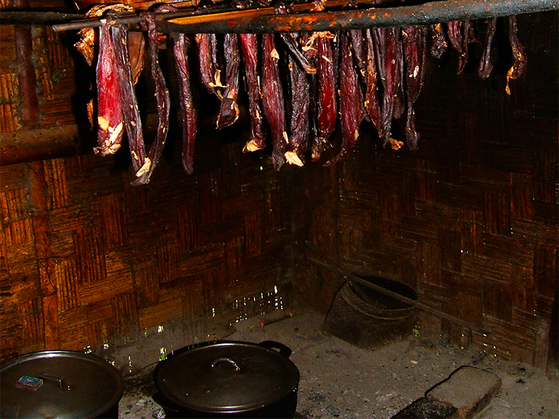 Thịt gác bếp Đắk Nông