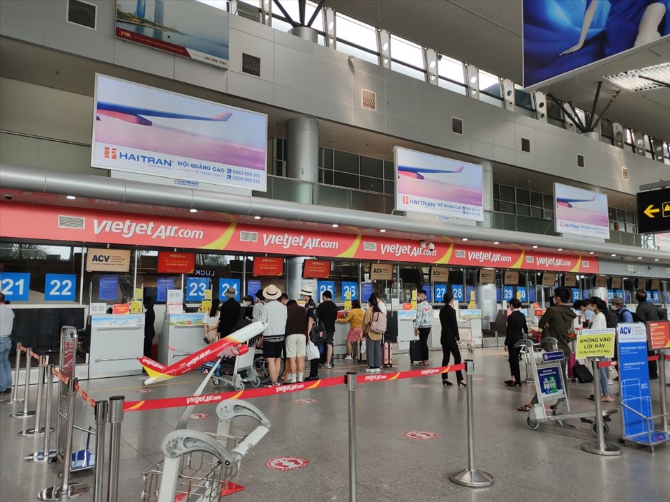 nên có mặt sớm ở sân bay để làm các thủ tục check-in